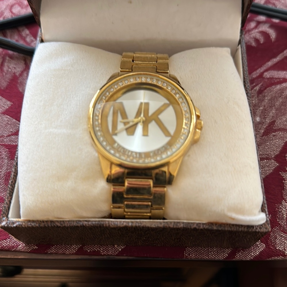 Michael kors gold watch ladies